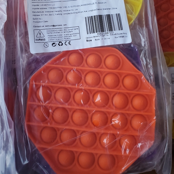 Pop Its 4 Piece NWT - Picture 4 of 7